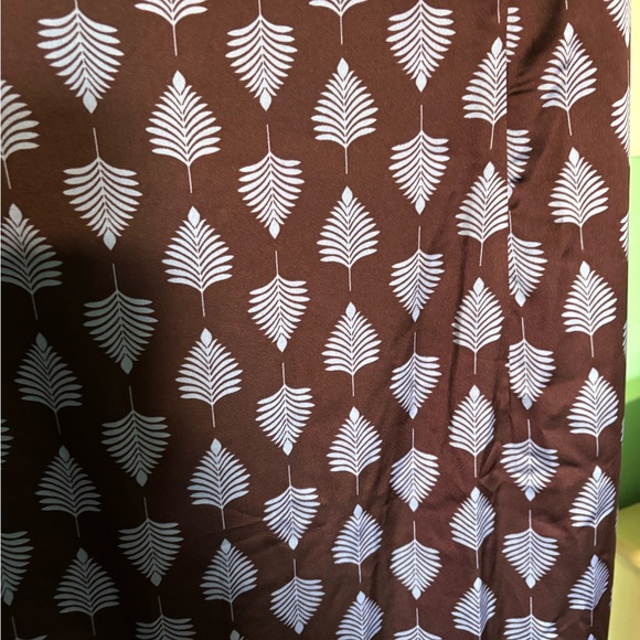 Ann Taylor Maroon and White Leaf Pattern Dress - Picture 3 of 3